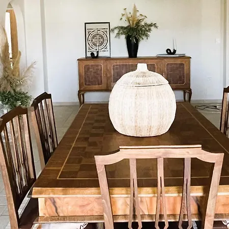 Wabi-sabi In Village Apartment Koilas
